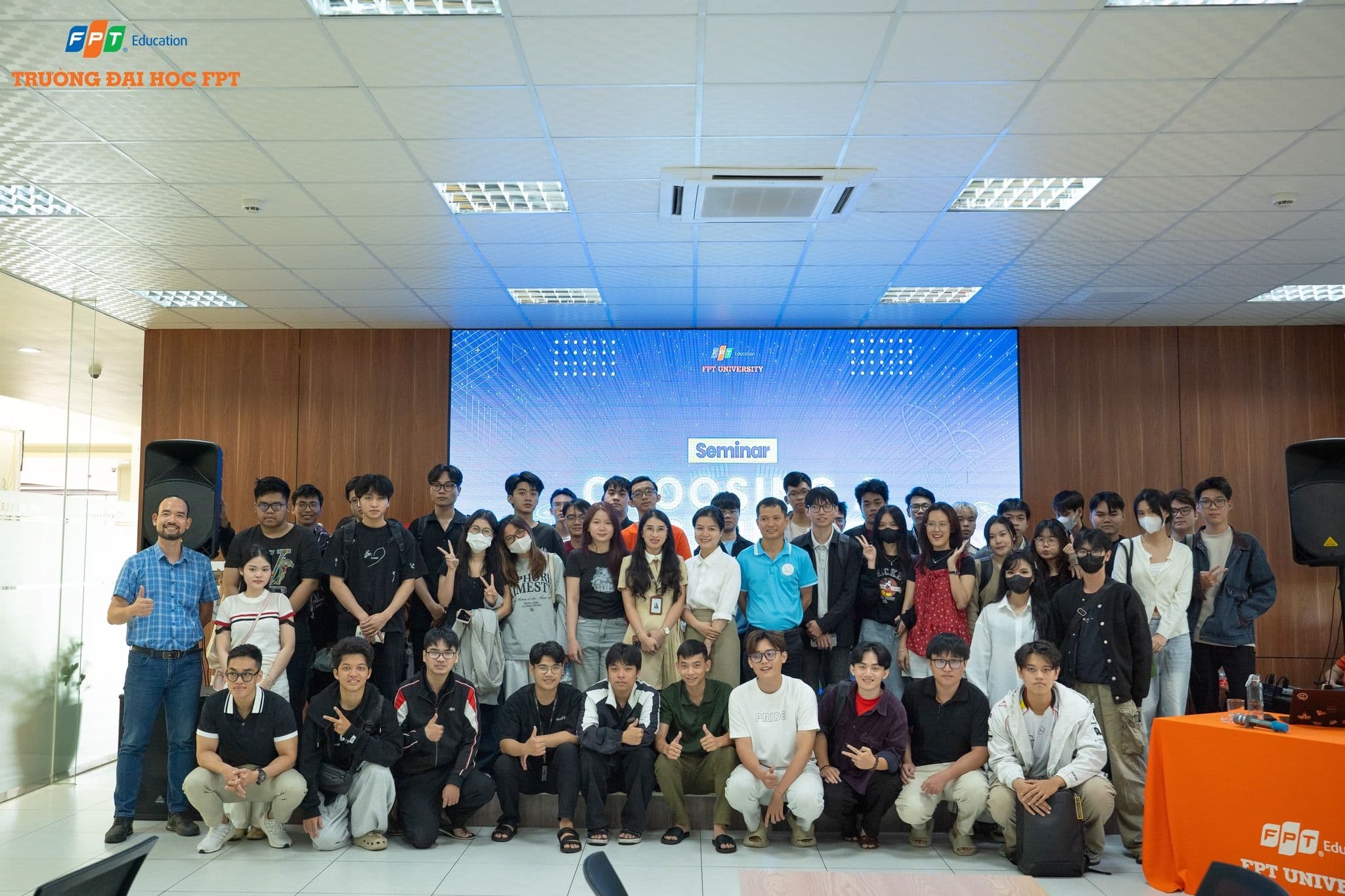 Chọn Ý Tưởng Startup: Khơi Nguồn Sáng Tạo & Kiến Tạo Hành Trình Khởi Nghiệp