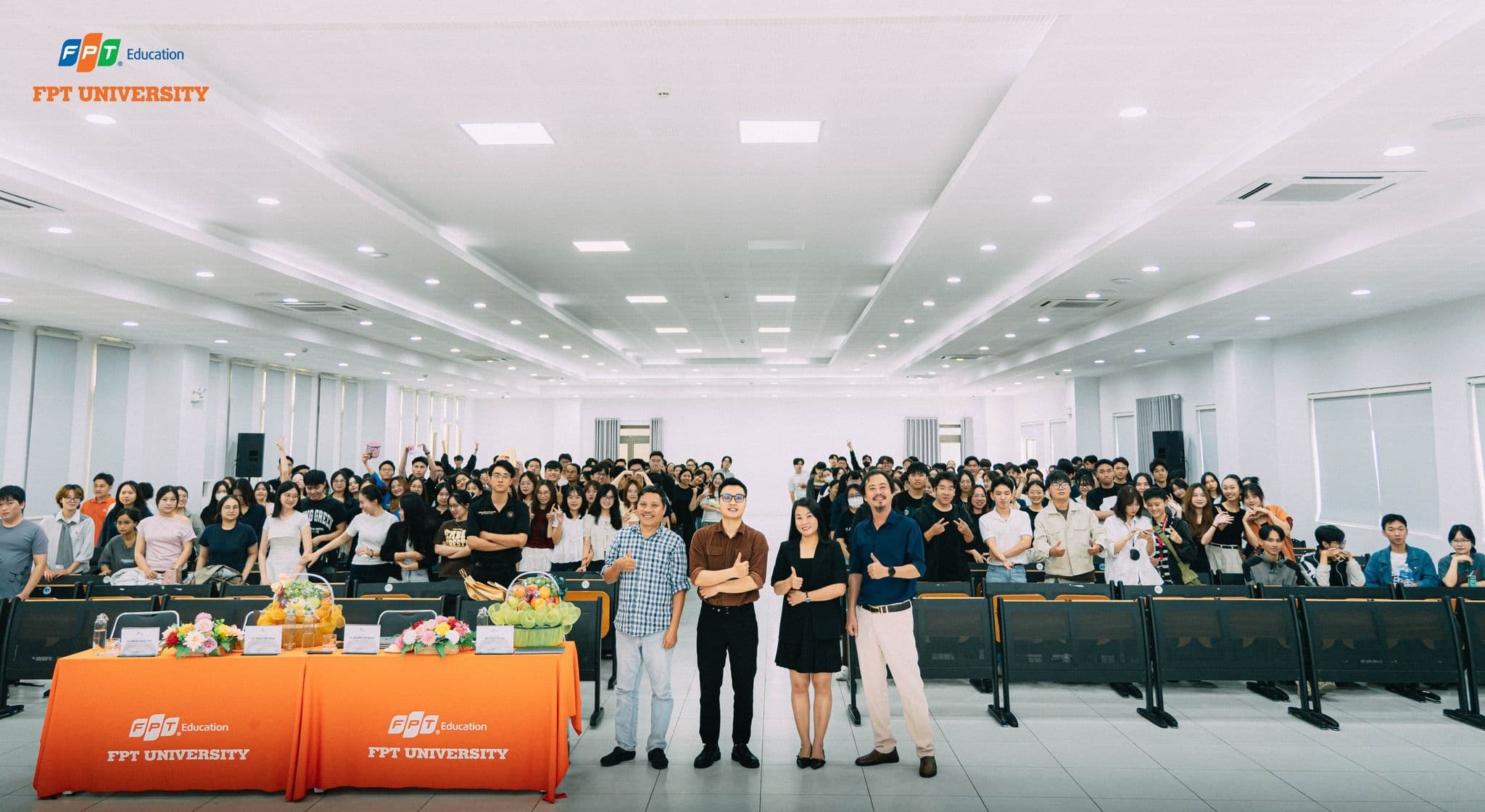 ĐH FPT: Sinh viên tự tin bước vào OJT Fall 2025 sau chuỗi định hướng chuyên nghiệp