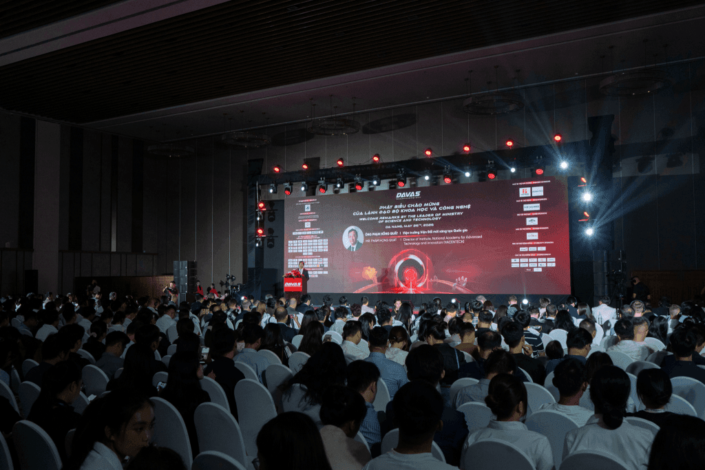 TRƯỜNG ĐẠI HỌC FPT ĐỒNG HÀNH CÙNG DAVAS KẾT NỐI HỆ SINH THÁI KHỞI NGHIỆP VÀ NHÀ ĐẦU TƯ QUỐC TẾ