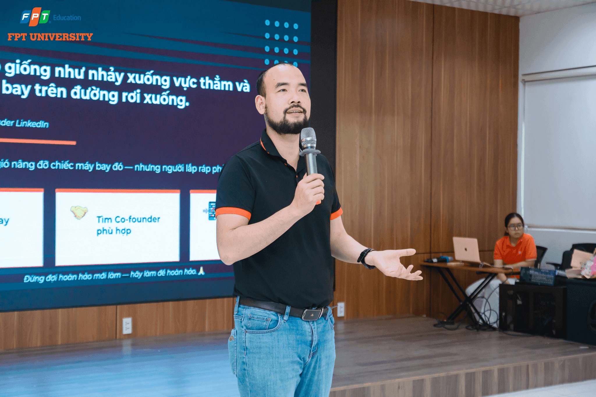 Seminar “Startup Fundraising & Venture Investment” mở rộng góc nhìn khởi nghiệp cho sinh viên