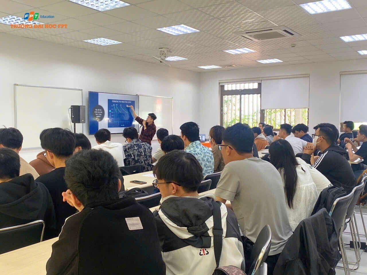 Tiếng Nhật & CNTT: Bí Quyết Thành Công từ Cựu Sinh Viên FPT Japan